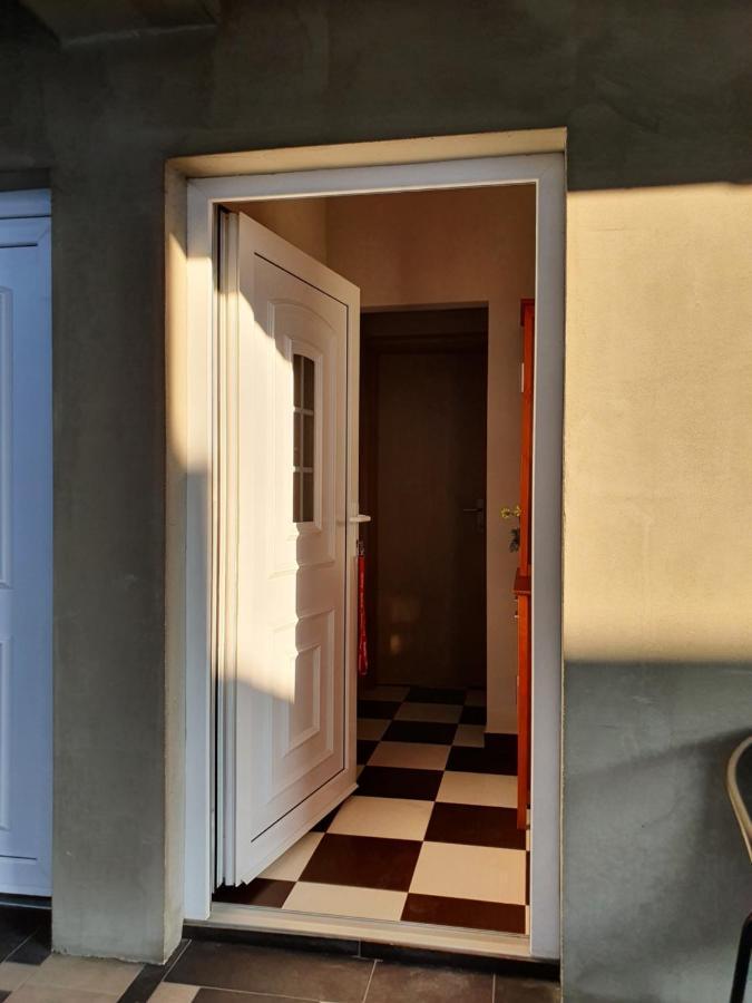 Apartman "Millan" 普里耶多尔 外观 照片